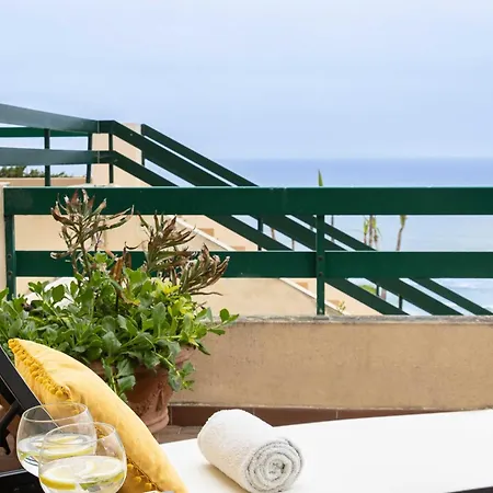 Sunset Cliffs With Ocean View By Portugal Active Holiday home Pataias